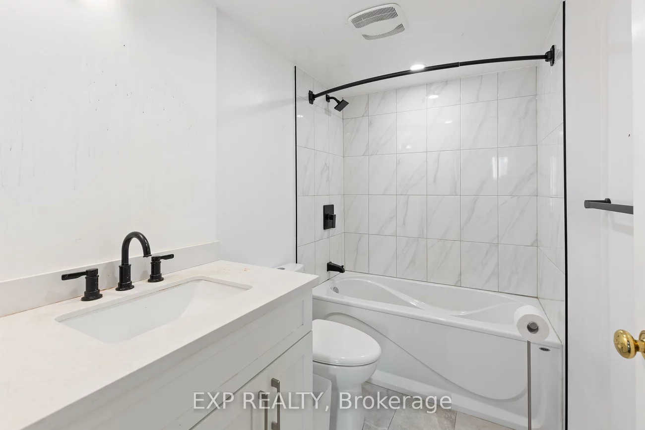25, Fairview, Fairview, Mississauga