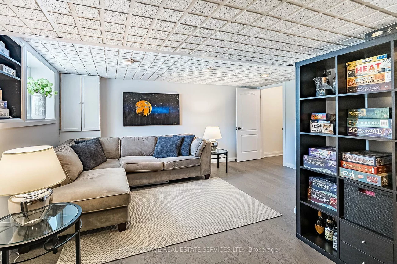 1588, South Parade, East Credit, Mississauga