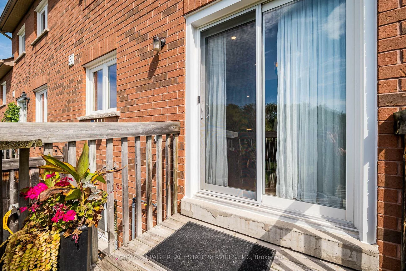 1588, South Parade, East Credit, Mississauga