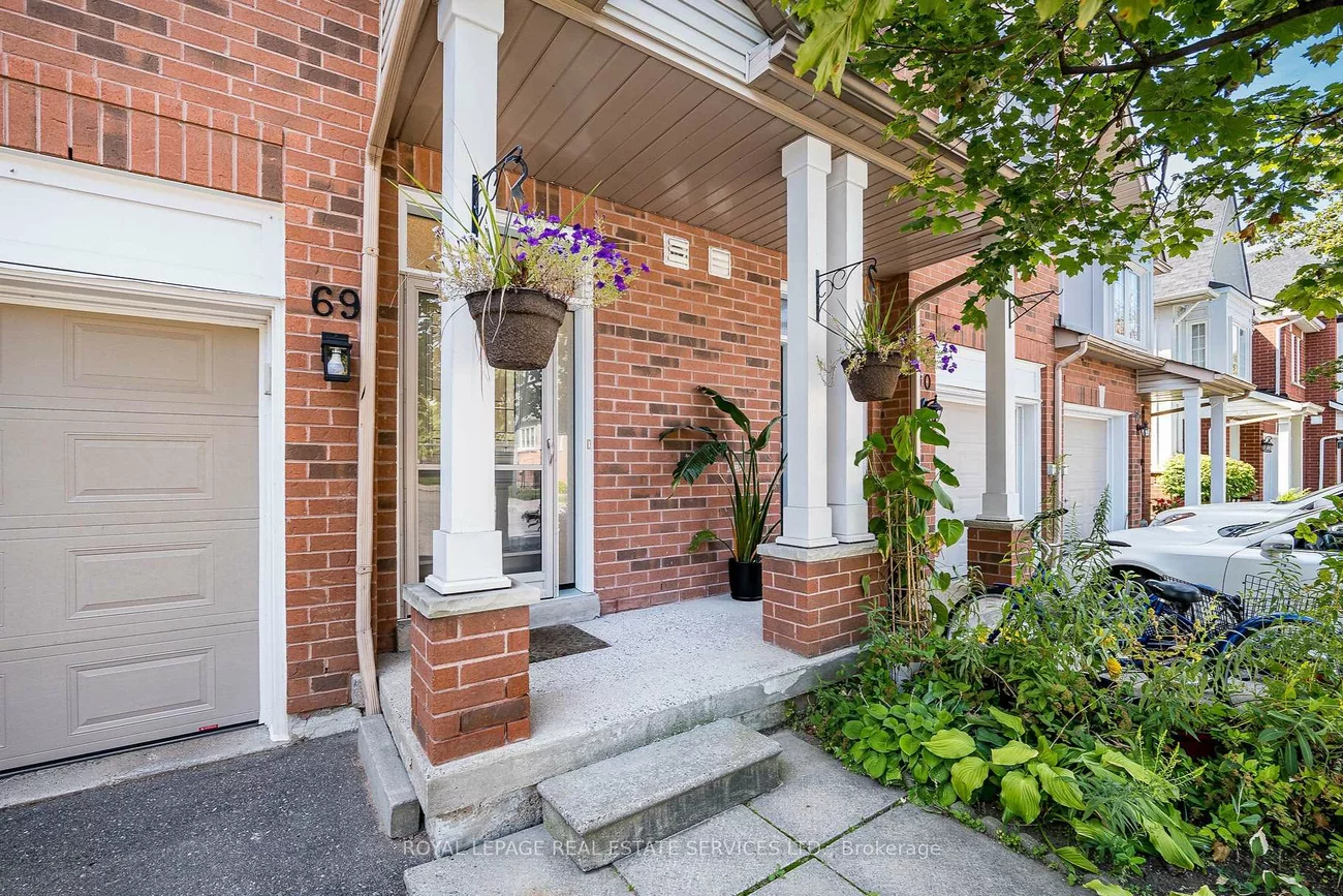 1588, South Parade, East Credit, Mississauga