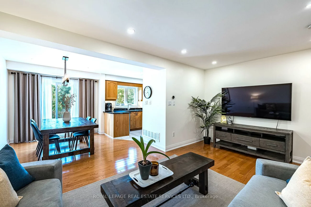 1588, South Parade, East Credit, Mississauga