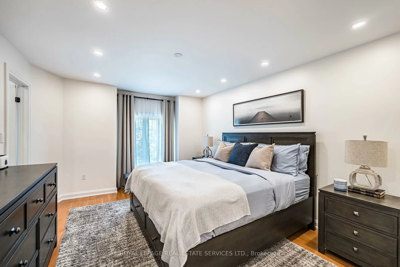 1588, South Parade, East Credit, Mississauga