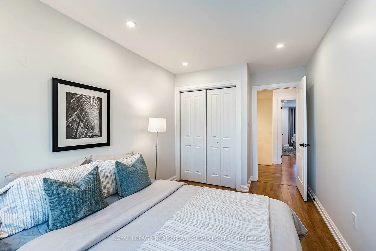 1588, South Parade, East Credit, Mississauga