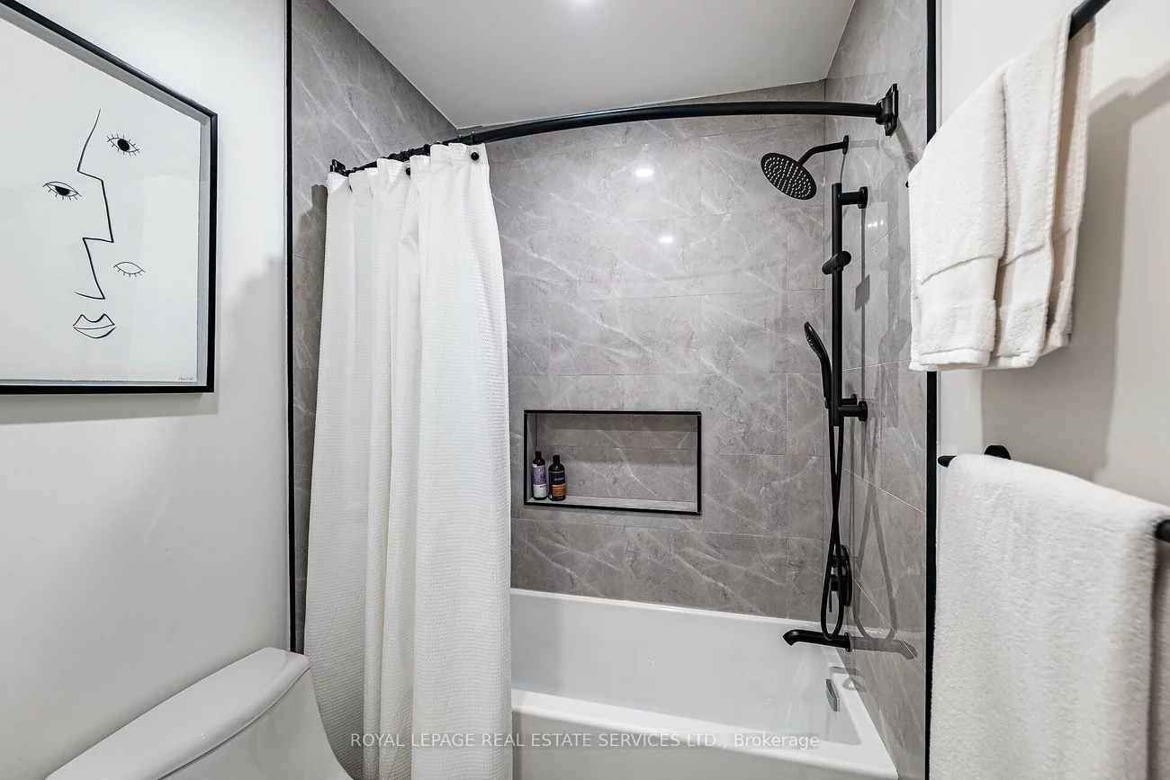 1588, South Parade, East Credit, Mississauga