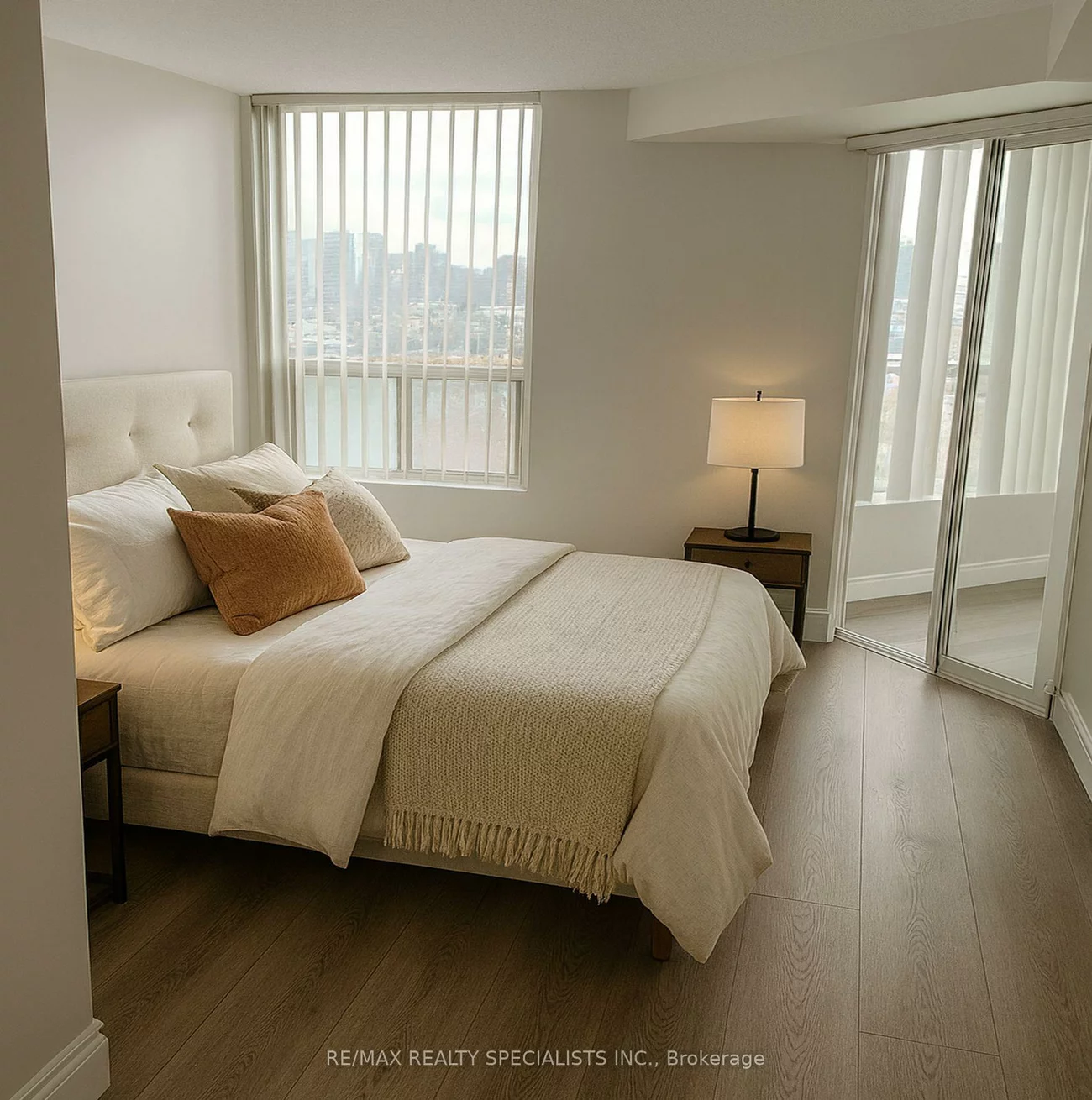 4460, Tucana, Hurontario, Mississauga