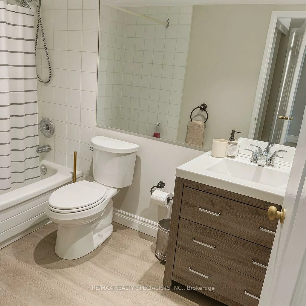 4460, Tucana, Hurontario, Mississauga