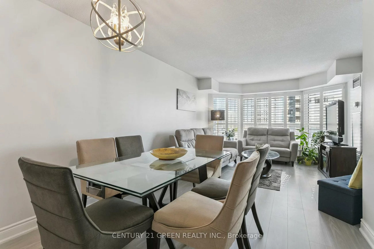325, Webb, City Centre, Mississauga