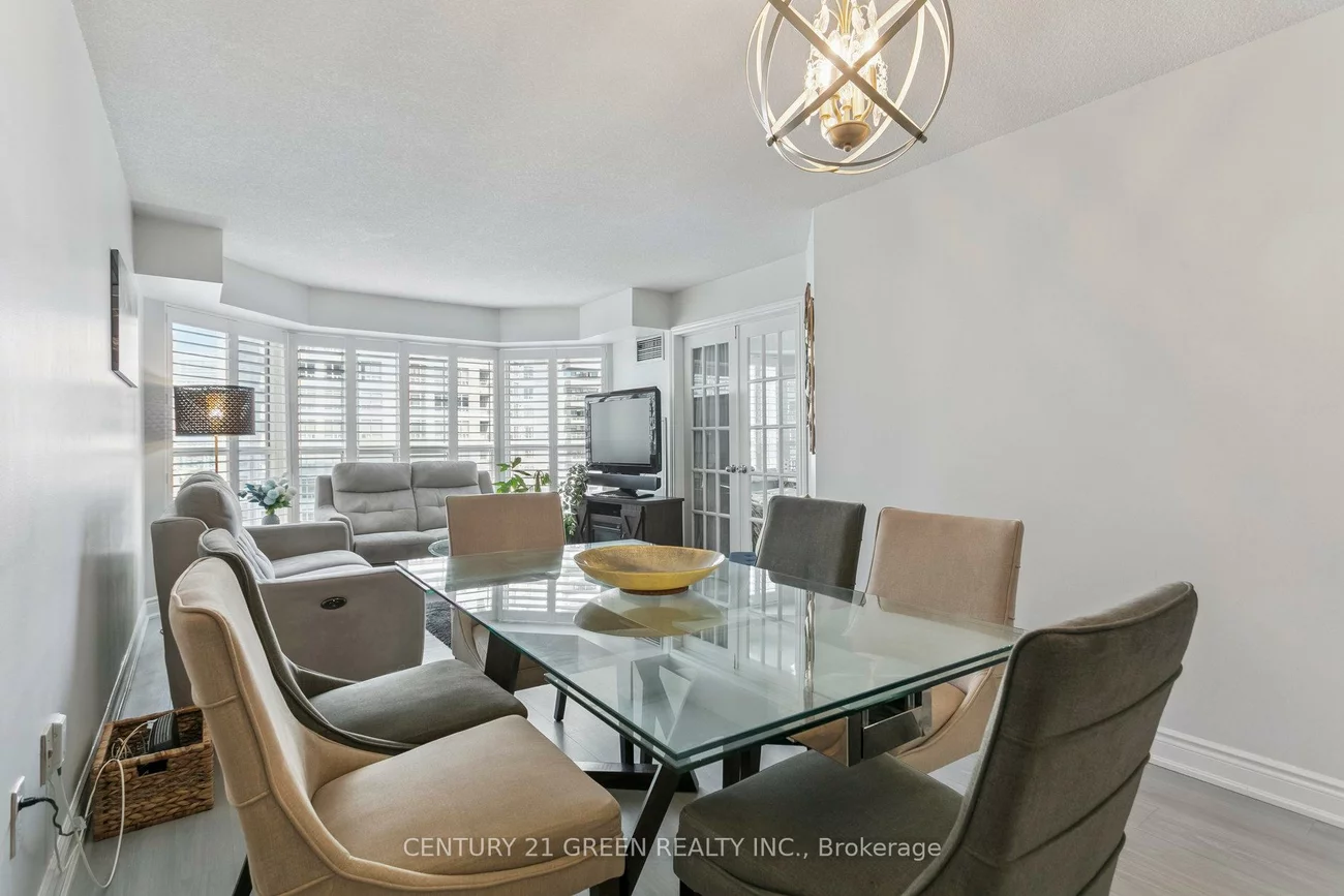 325, Webb, City Centre, Mississauga