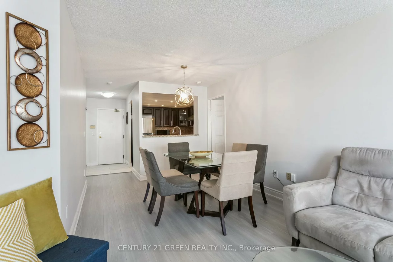 325, Webb, City Centre, Mississauga