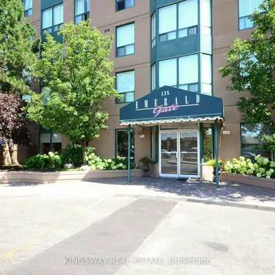 135, Hillcrest, Cooksville, Mississauga