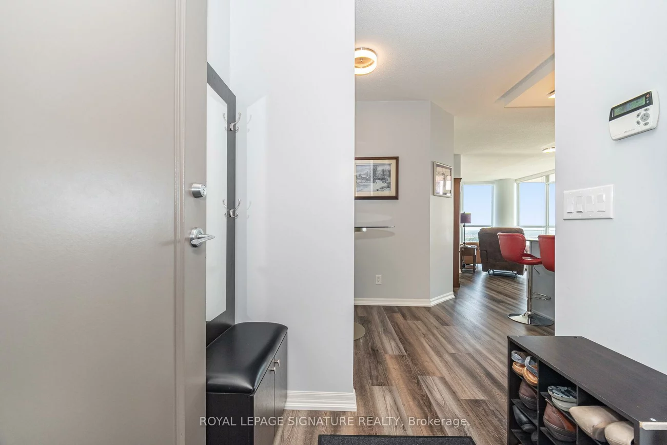 225, Webb, City Centre, Mississauga