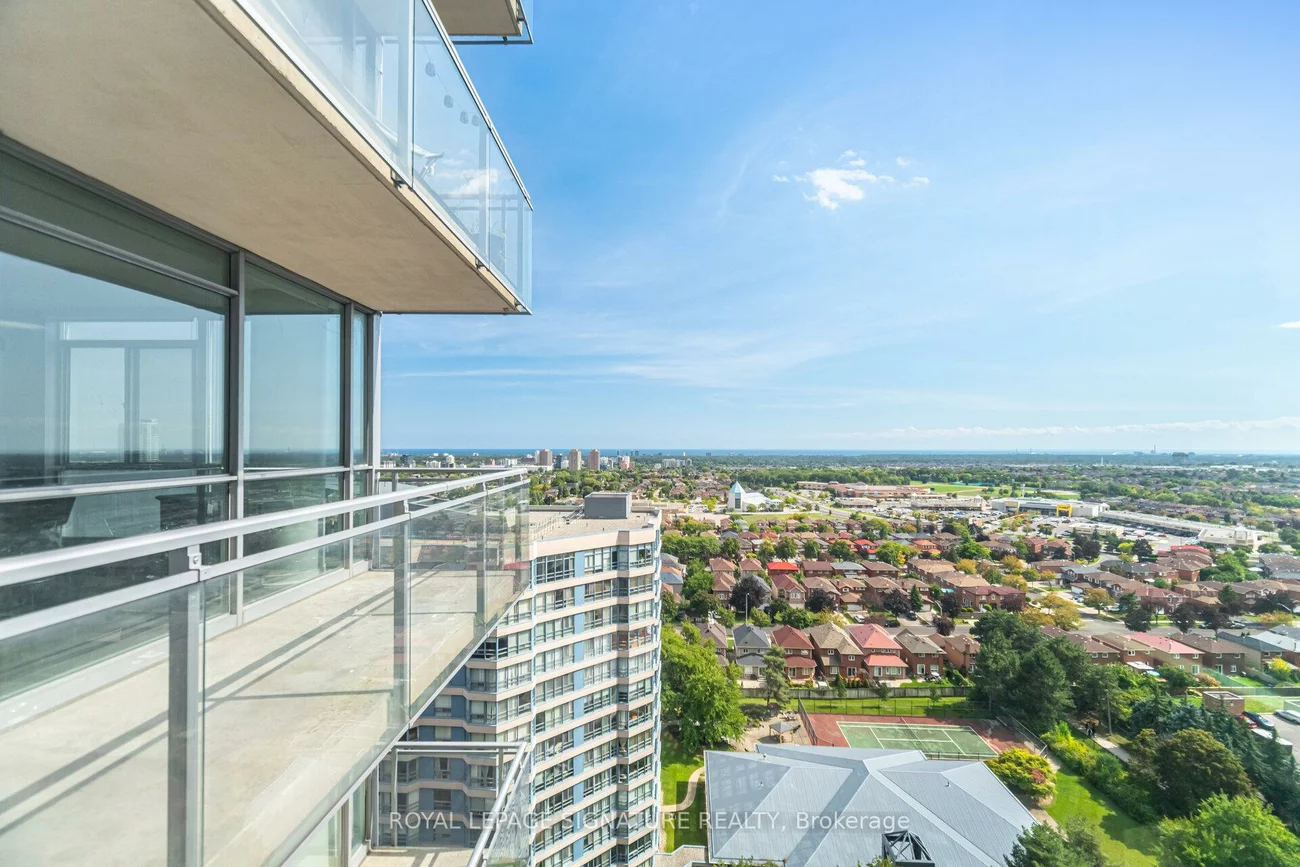 225, Webb, City Centre, Mississauga