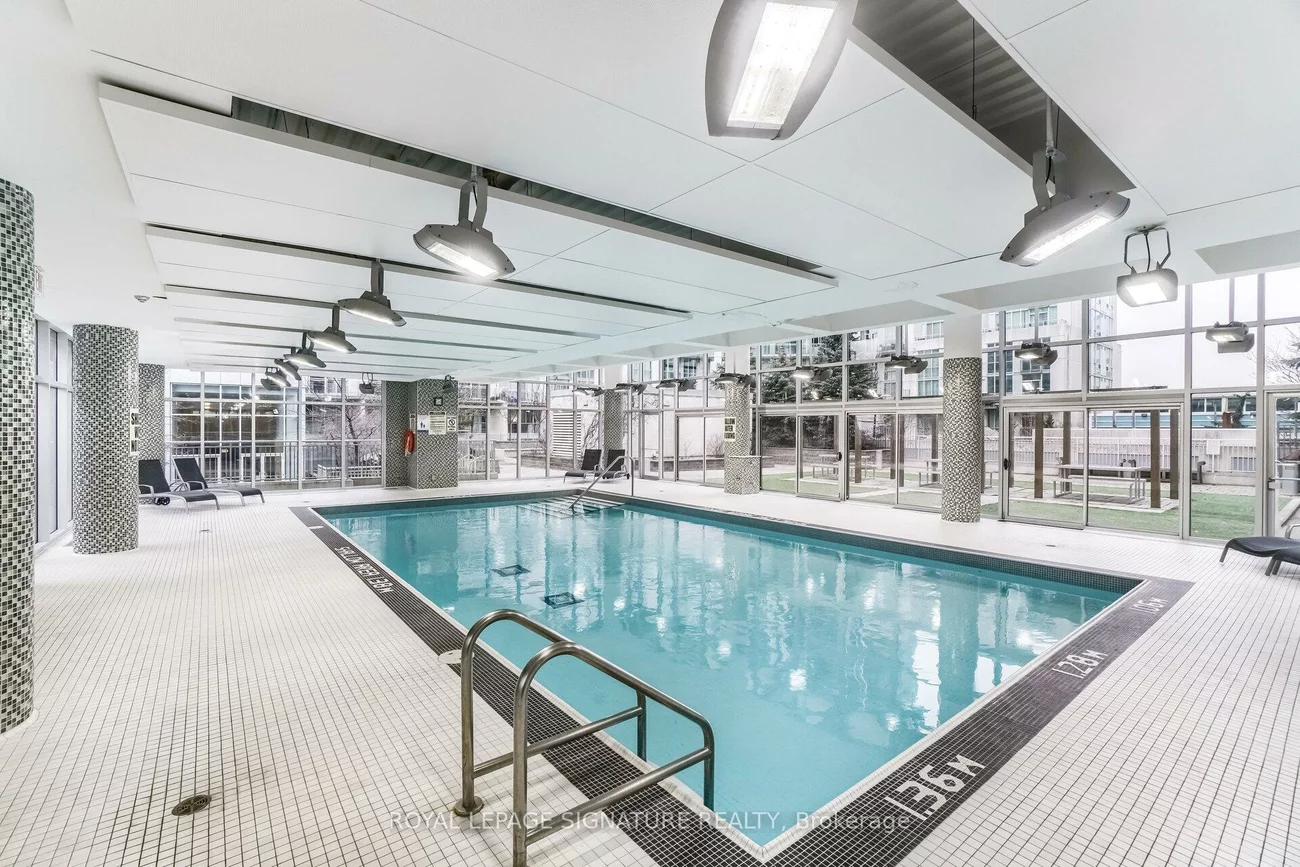 225, Webb, City Centre, Mississauga