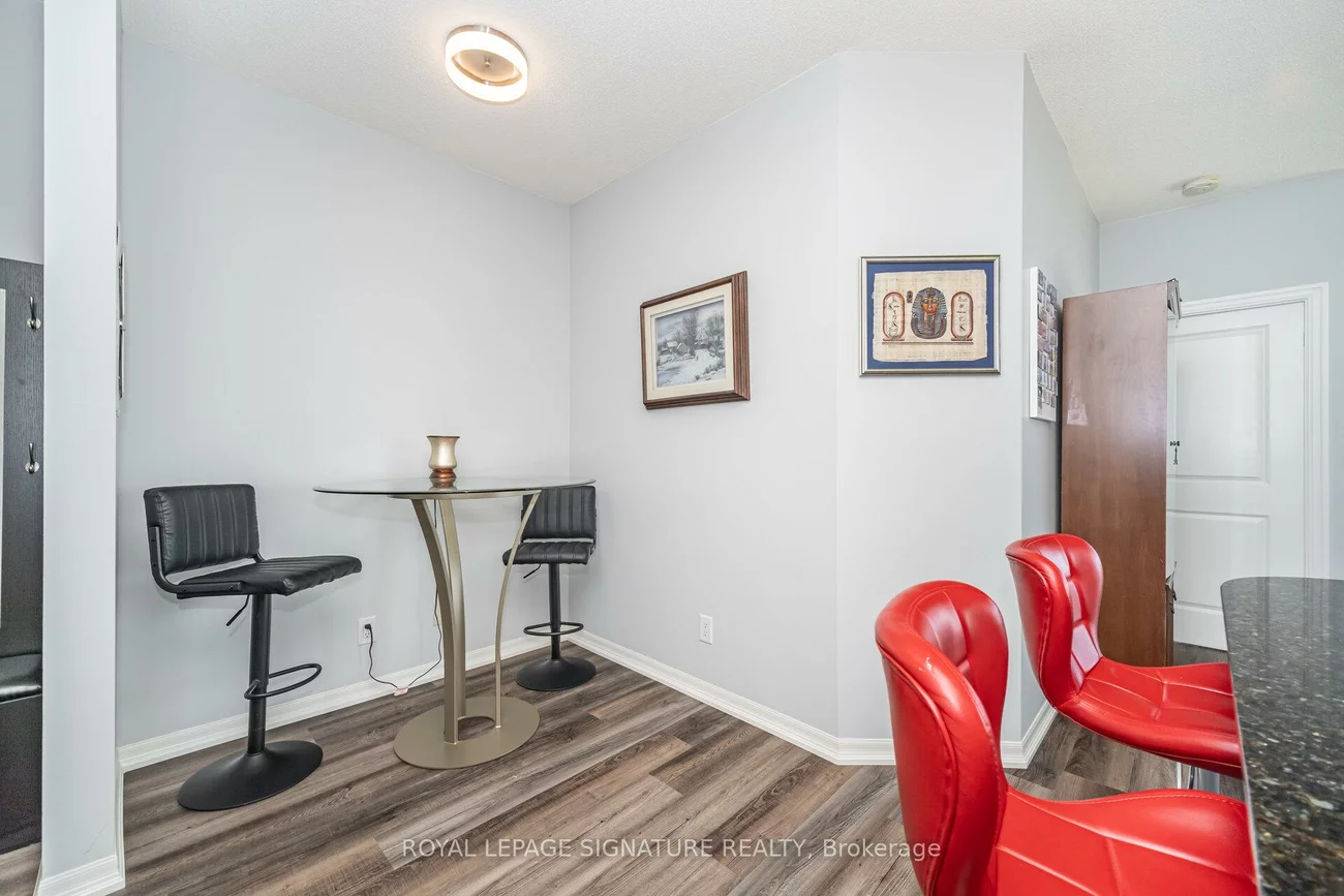 225, Webb, City Centre, Mississauga