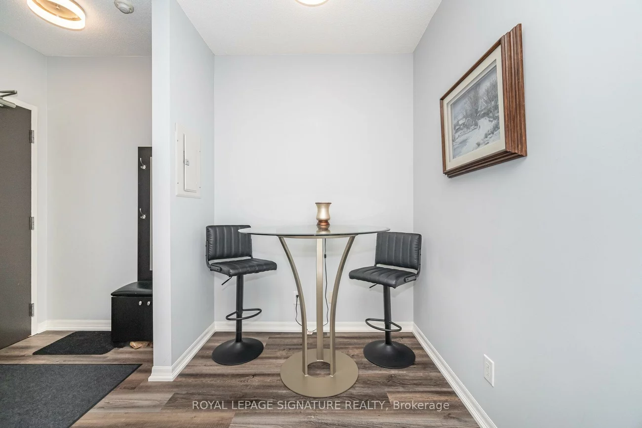 225, Webb, City Centre, Mississauga