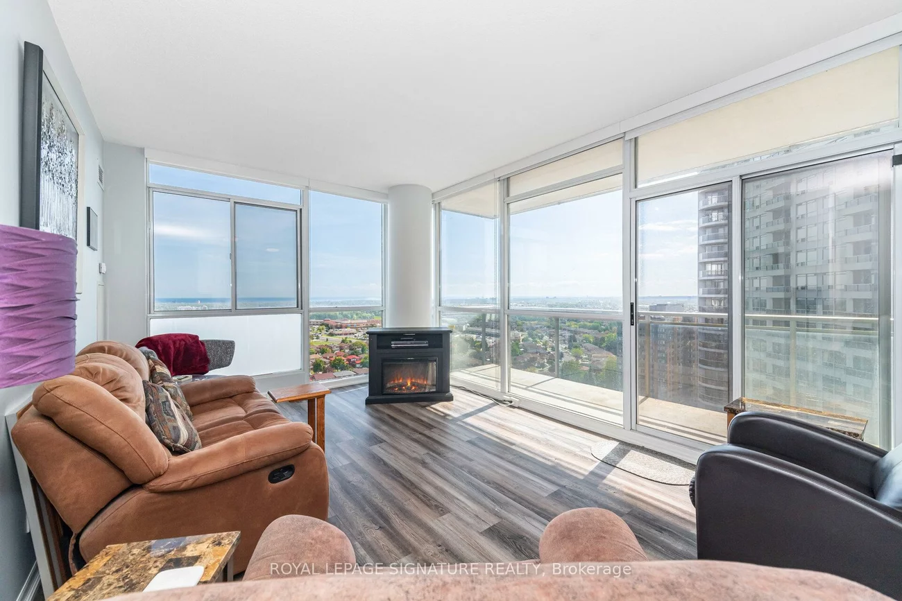 225, Webb, City Centre, Mississauga