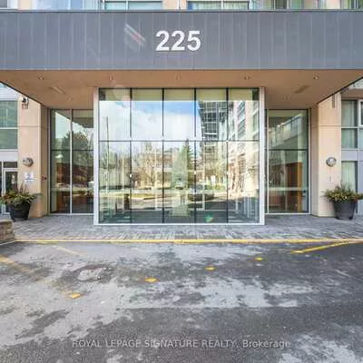 225, Webb, City Centre, Mississauga