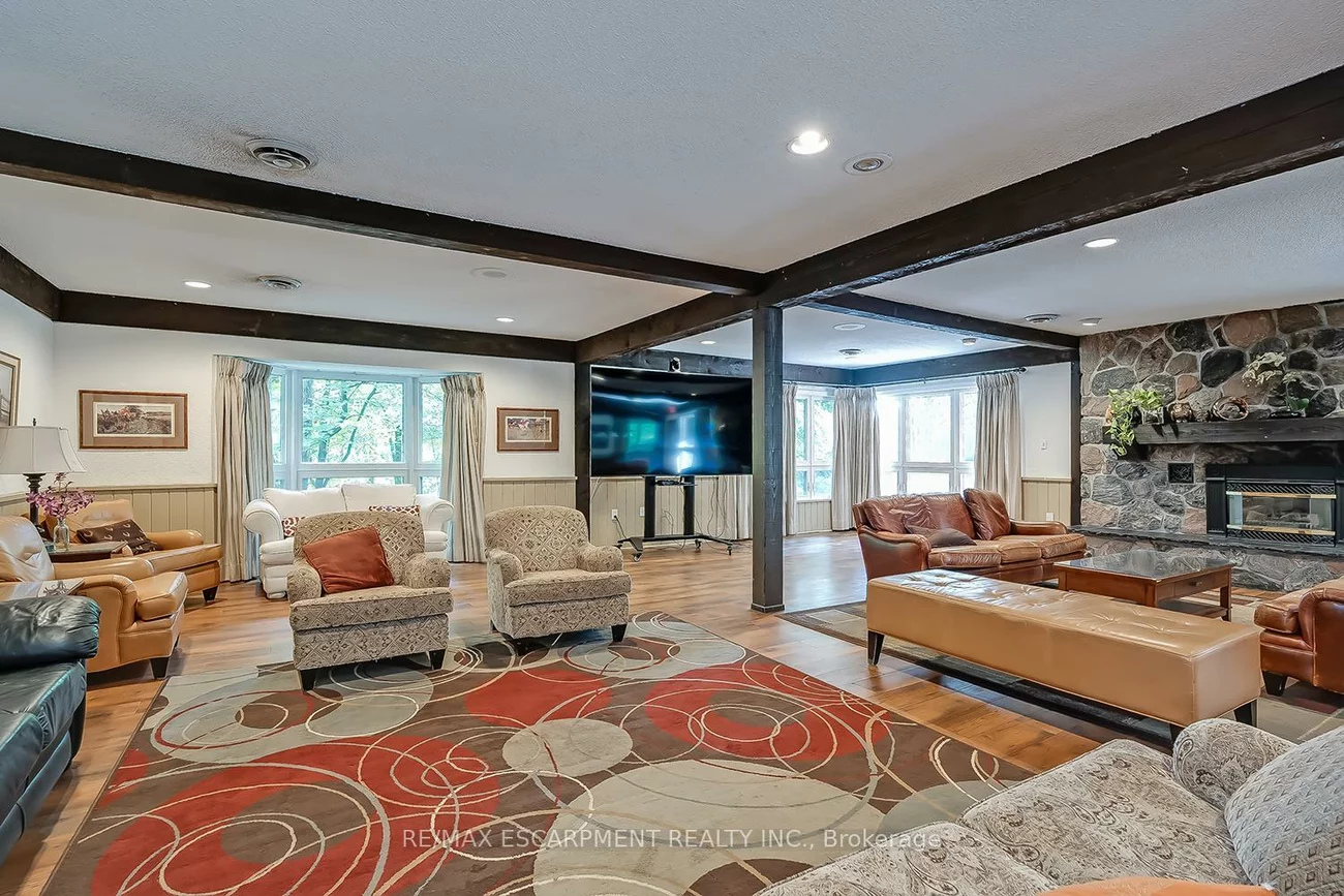 1271, Walden, Clarkson, Mississauga