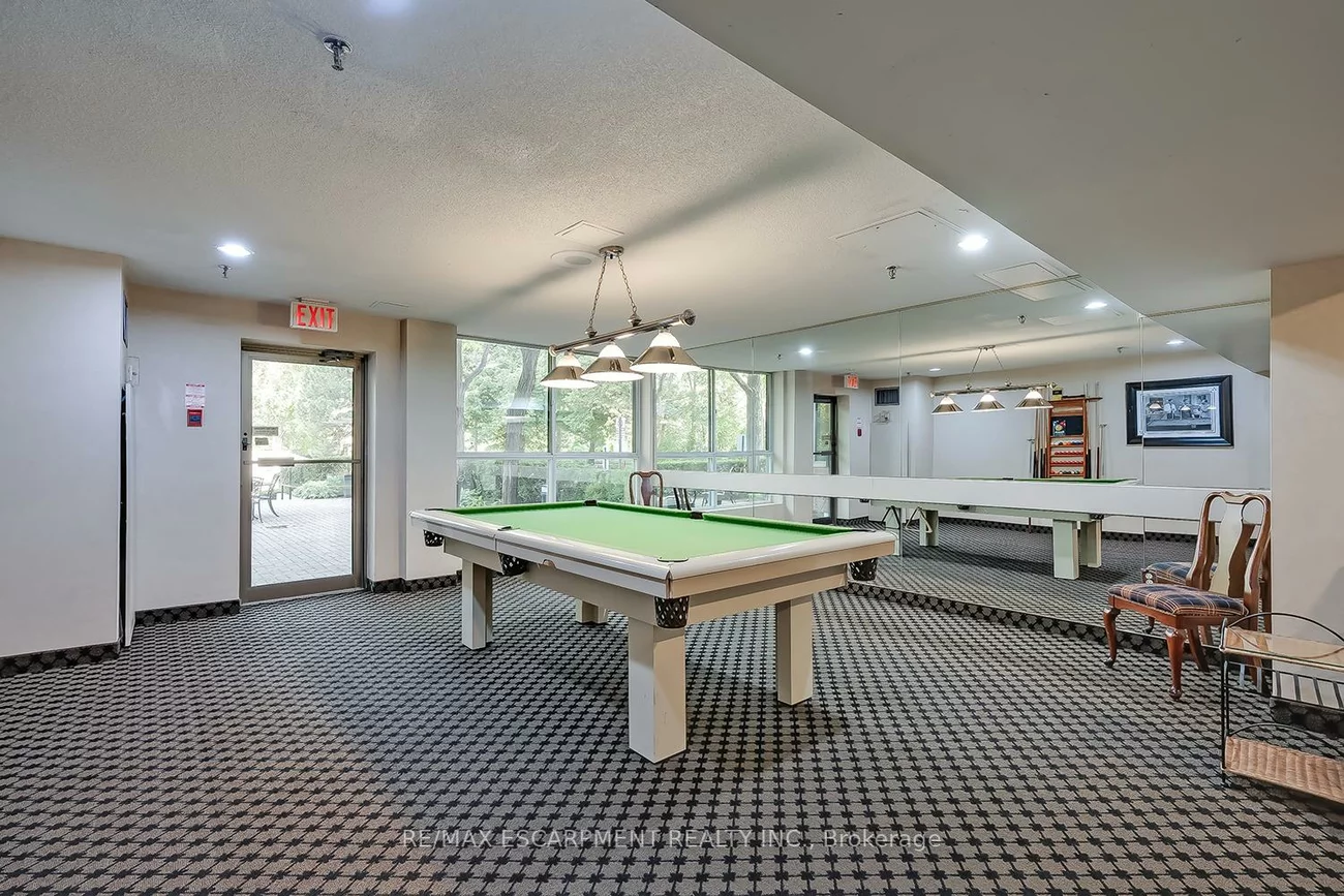 1271, Walden, Clarkson, Mississauga