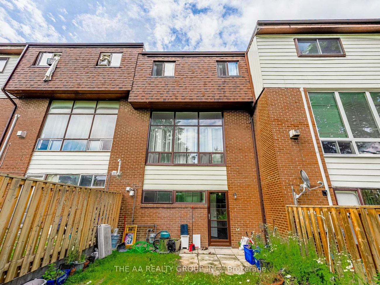 180, Mississauga Valley, Mississauga Valleys, Mississauga