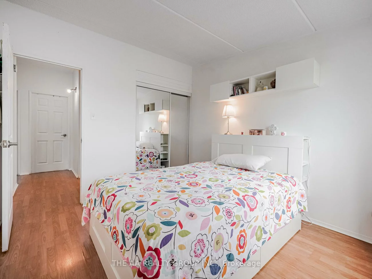 180, Mississauga Valley, Mississauga Valleys, Mississauga