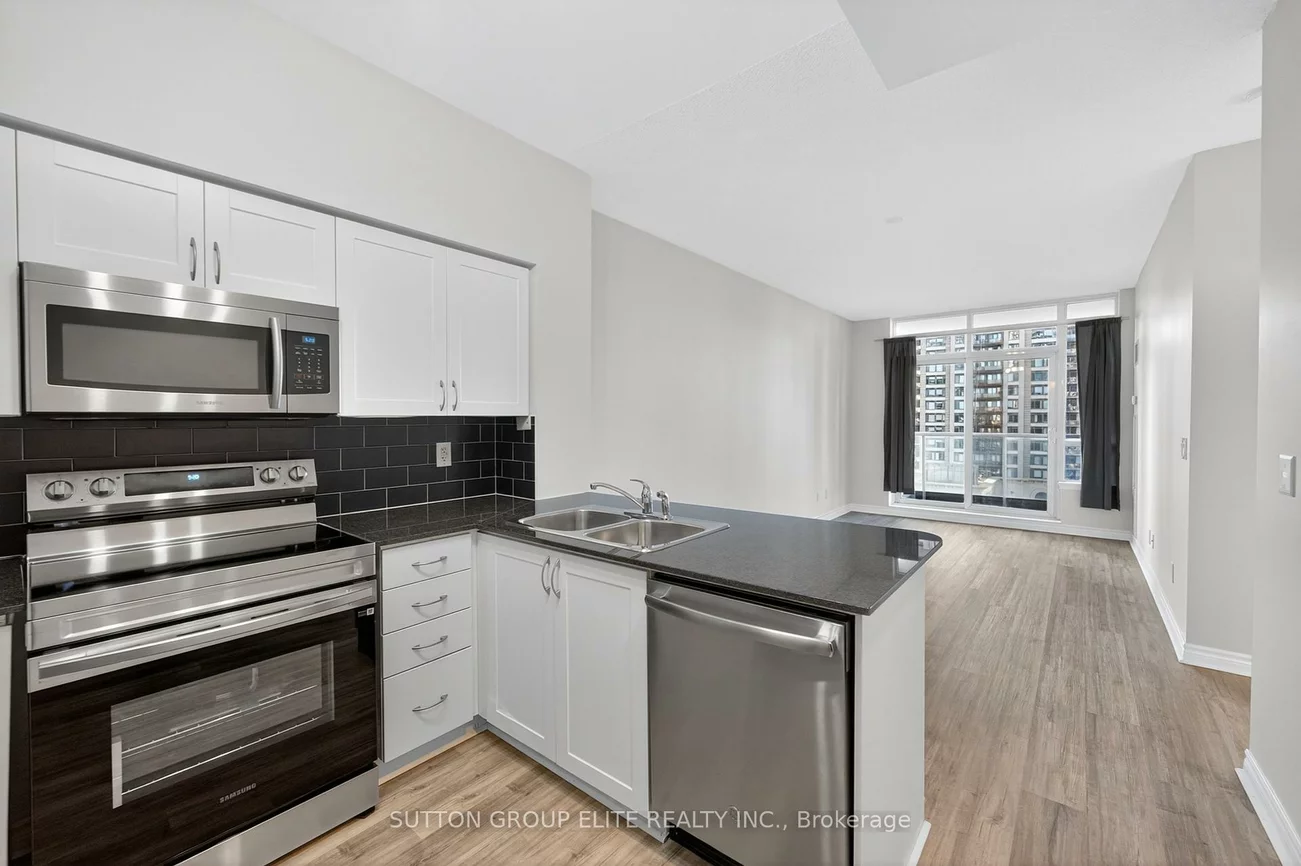 388, Prince Of Wales, City Centre, Mississauga