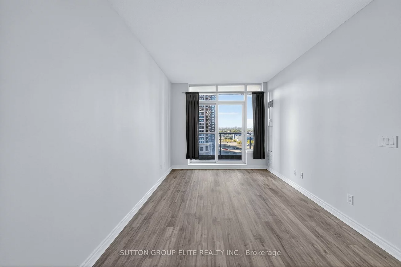 388, Prince Of Wales, City Centre, Mississauga