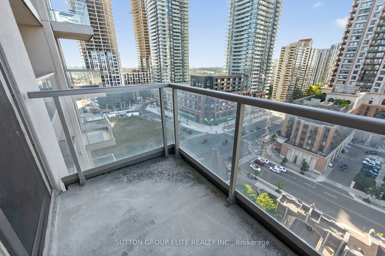 388, Prince Of Wales, City Centre, Mississauga