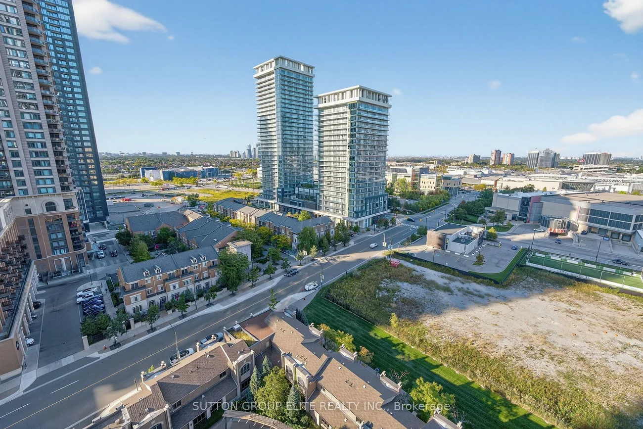 388, Prince Of Wales, City Centre, Mississauga
