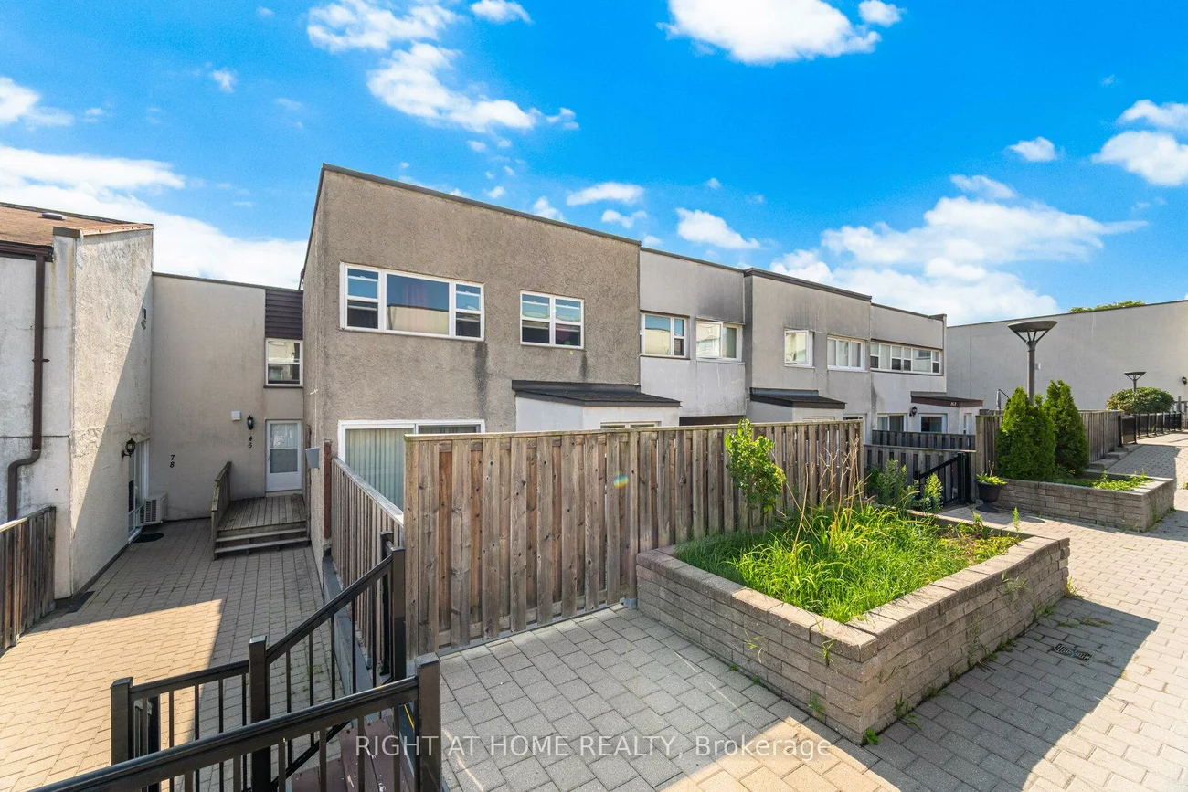 3050, Constitution, Applewood, Mississauga