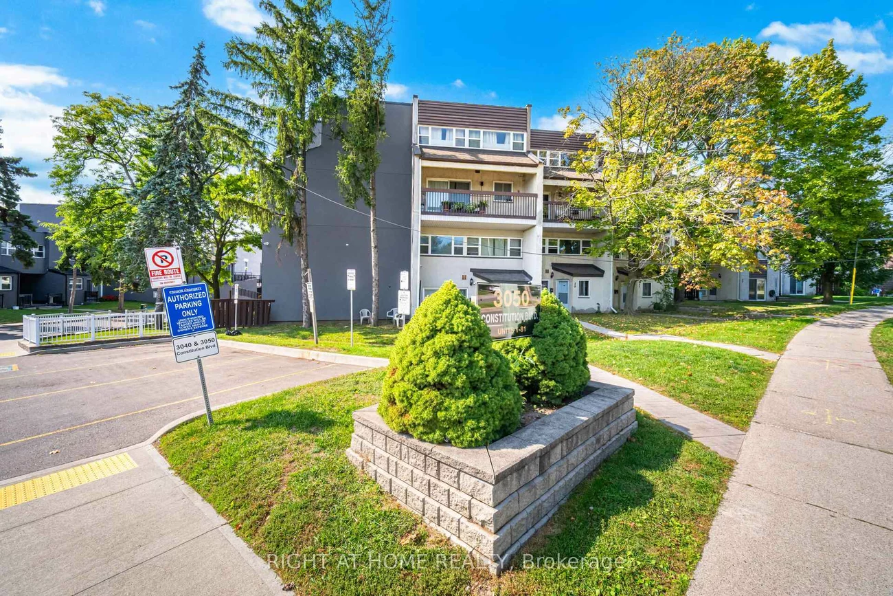 3050, Constitution, Applewood, Mississauga