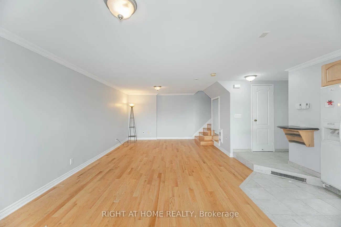 3050, Constitution, Applewood, Mississauga