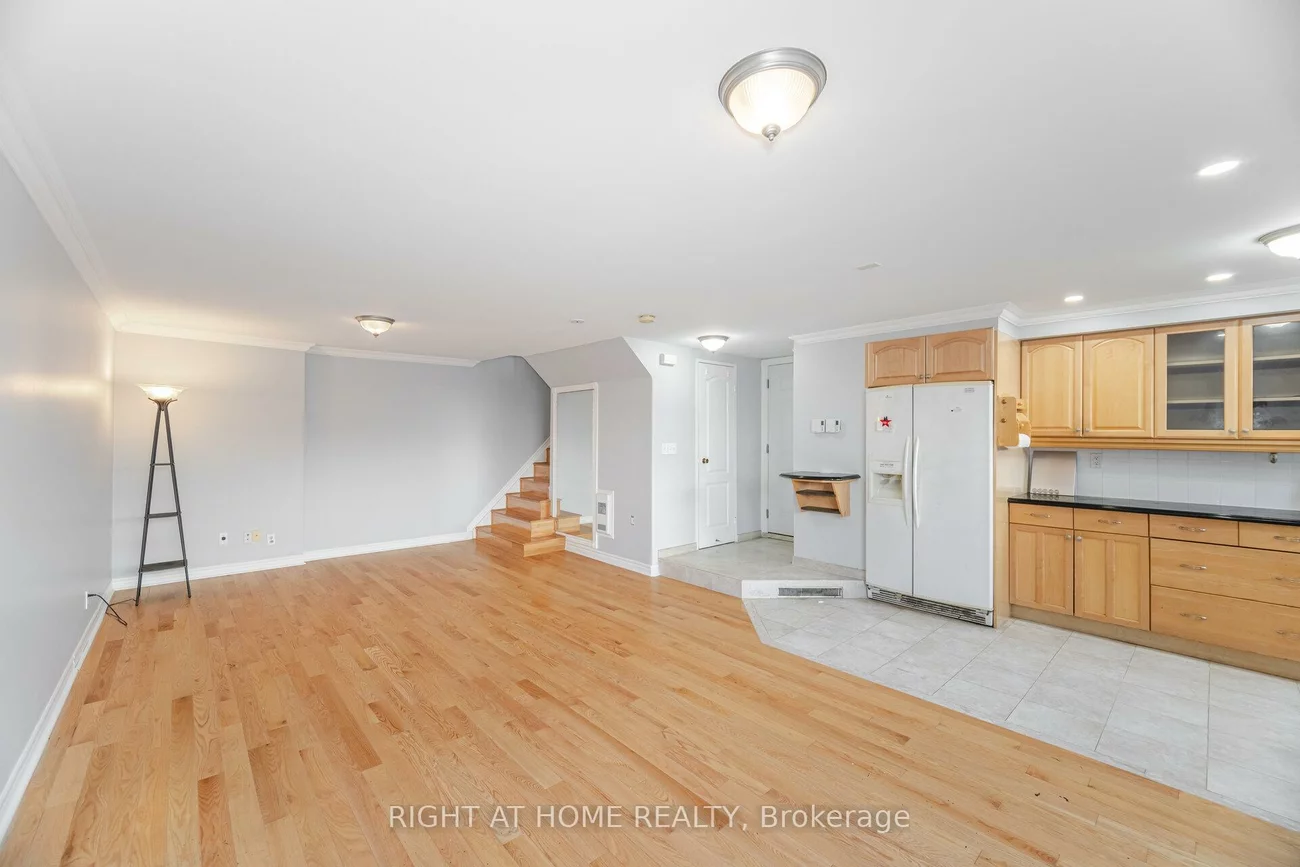3050, Constitution, Applewood, Mississauga