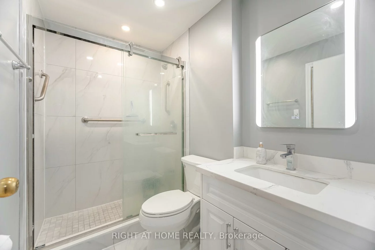 3050, Constitution, Applewood, Mississauga