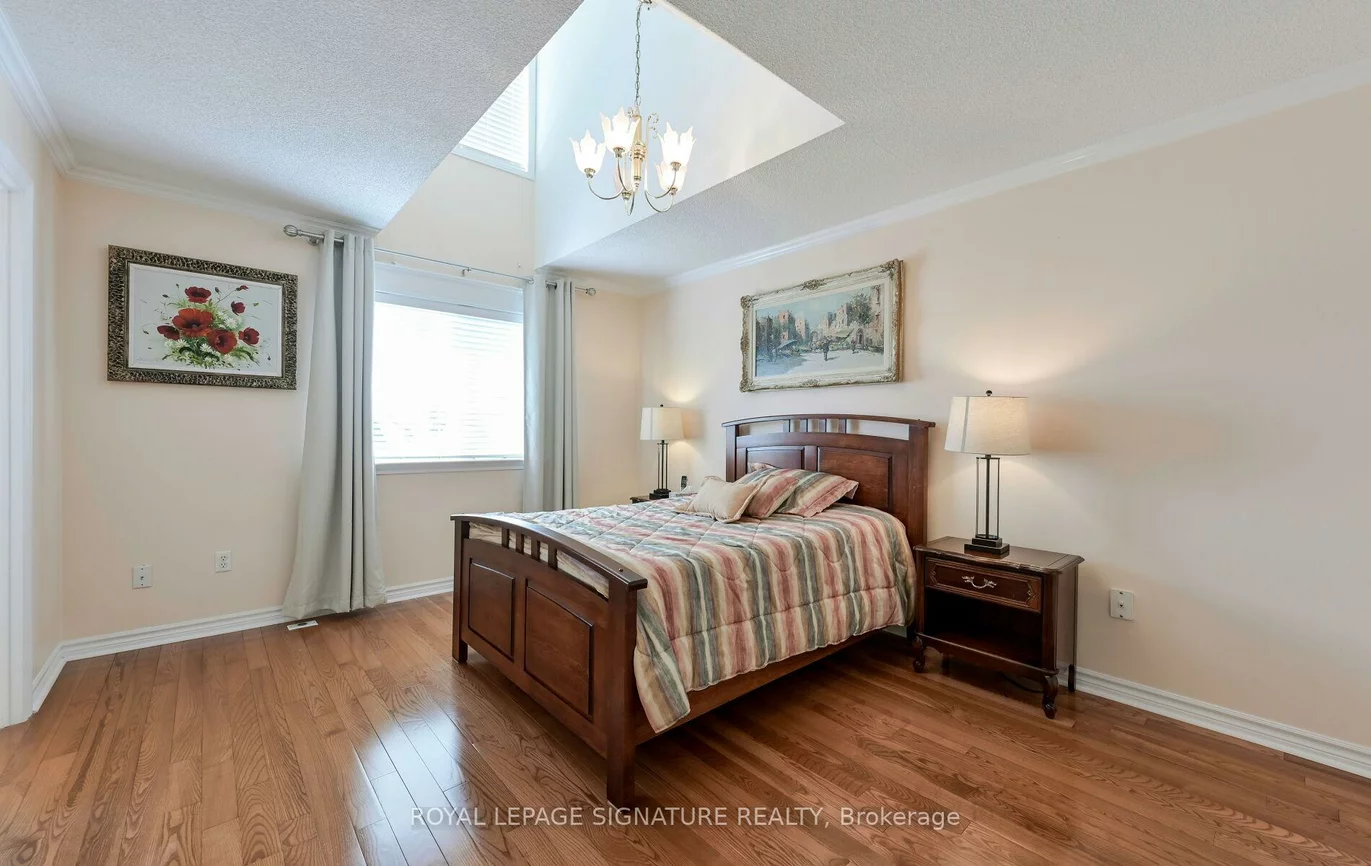 1232, Upper Village, Lakeview, Mississauga