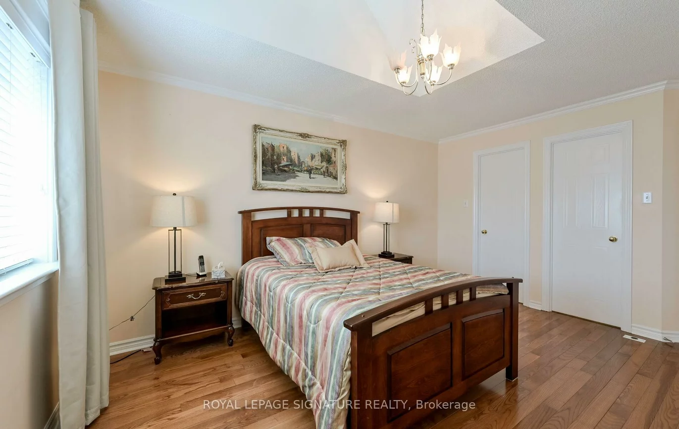 1232, Upper Village, Lakeview, Mississauga