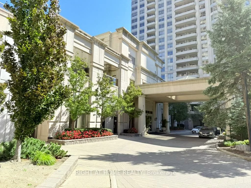 25, Kingsbridge Garden, Hurontario, Mississauga