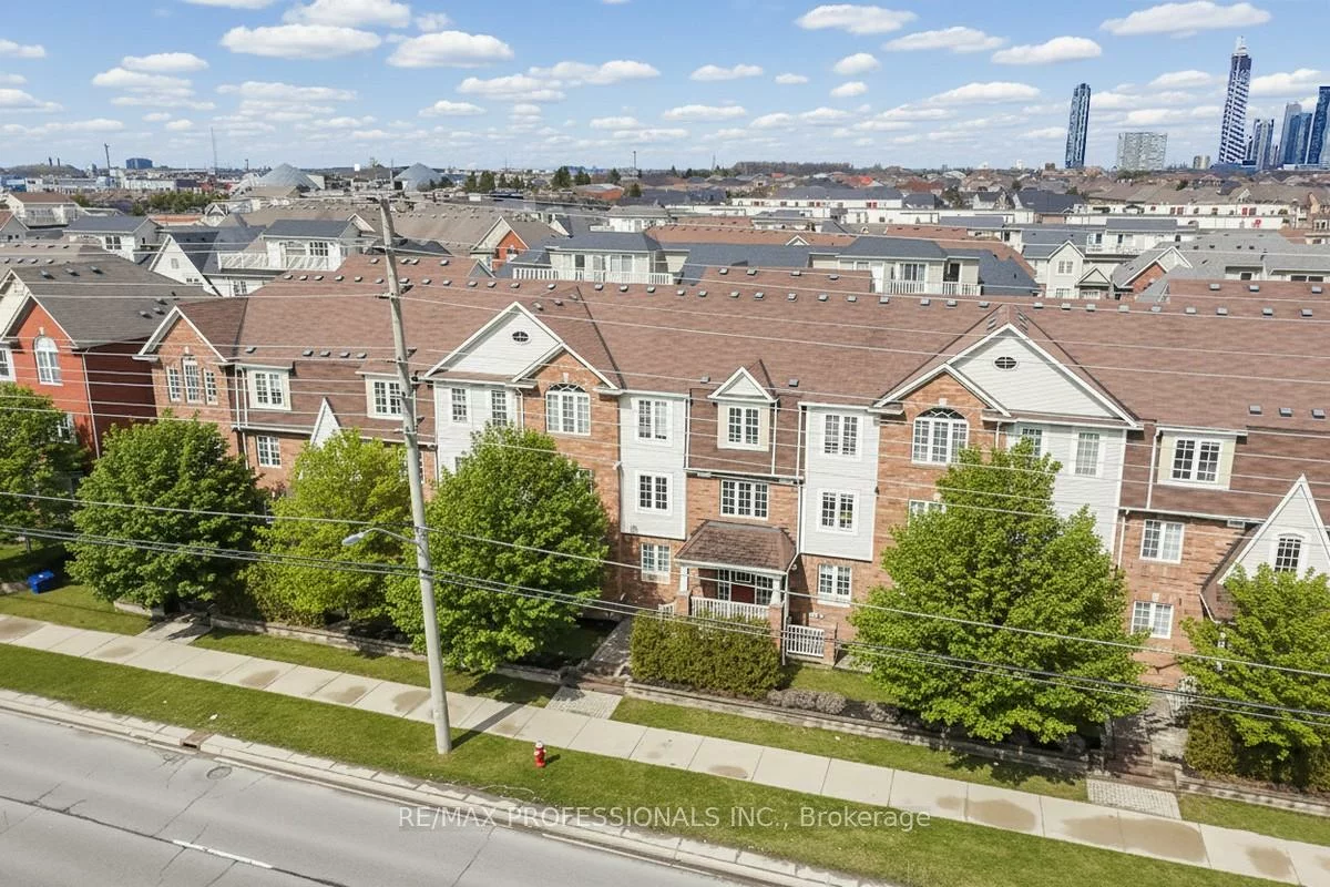 619, Dundas, Cooksville, Mississauga