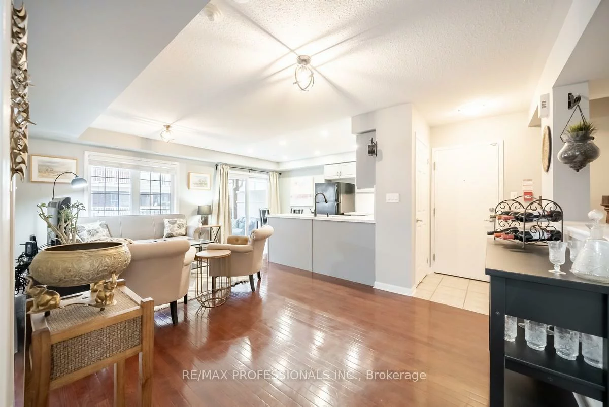 619, Dundas, Cooksville, Mississauga