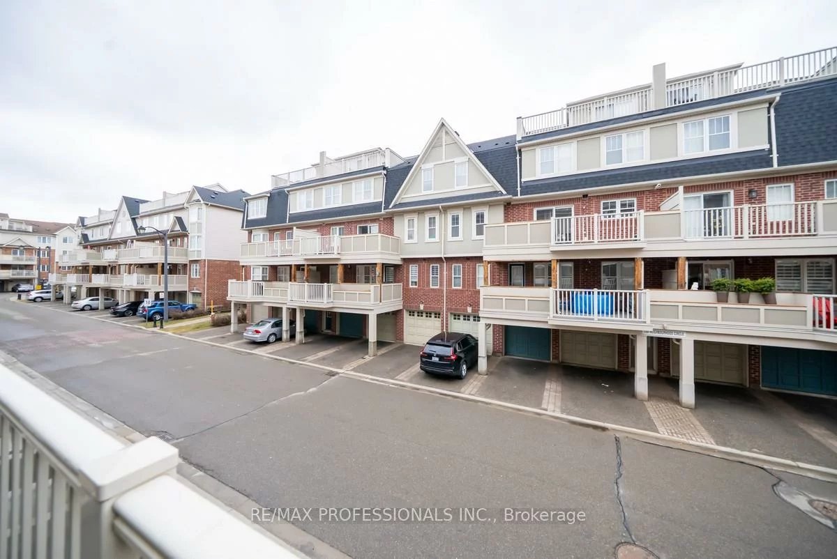 619, Dundas, Cooksville, Mississauga