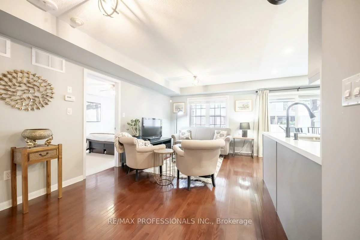 619, Dundas, Cooksville, Mississauga