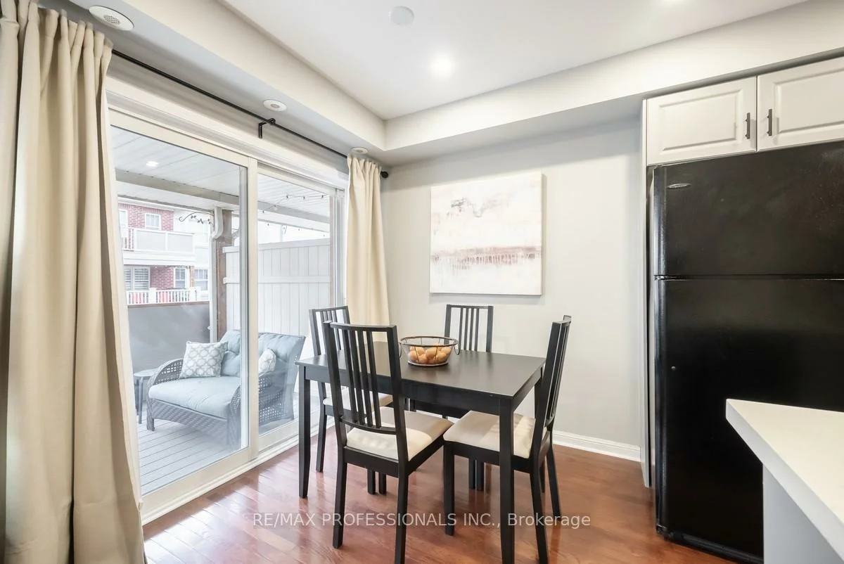 619, Dundas, Cooksville, Mississauga