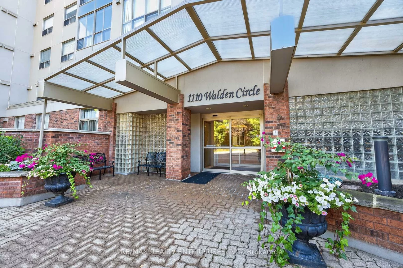 1110, Walden, Clarkson, Mississauga