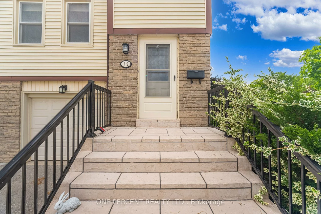 7340, Copenhagen, Meadowvale, Mississauga