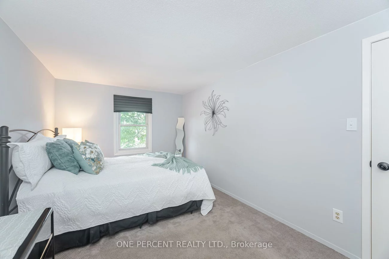 7340, Copenhagen, Meadowvale, Mississauga