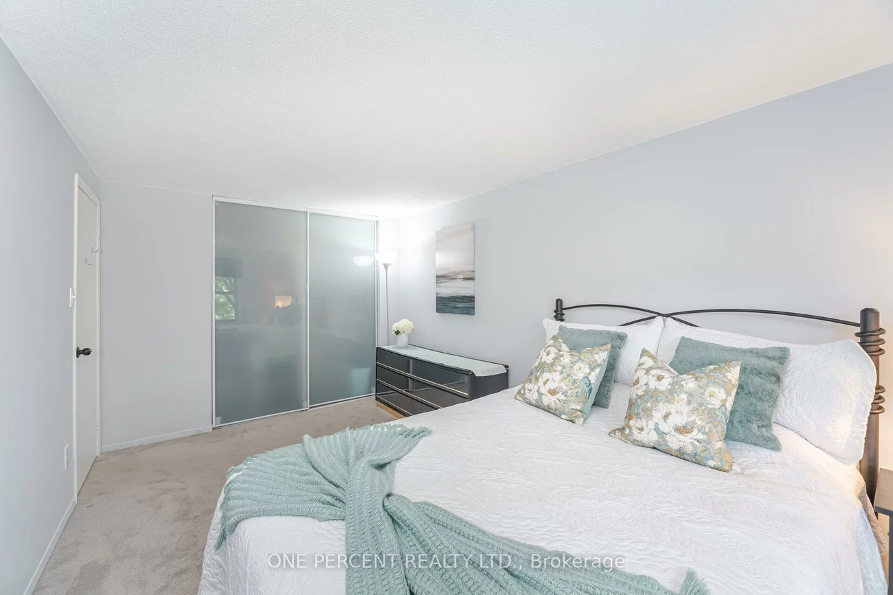7340, Copenhagen, Meadowvale, Mississauga