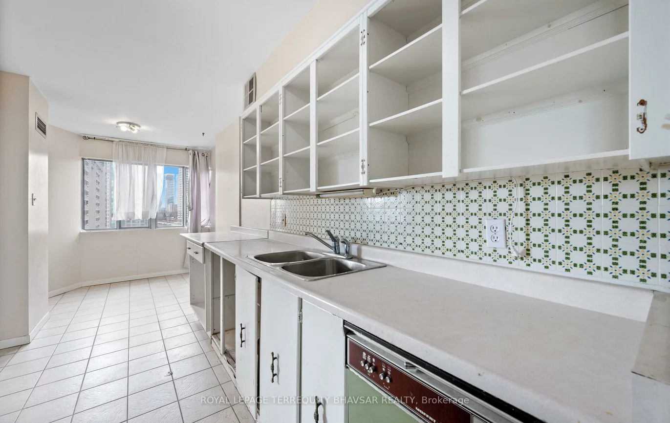 1580, Mississauga Valley, Mississauga Valleys, Mississauga