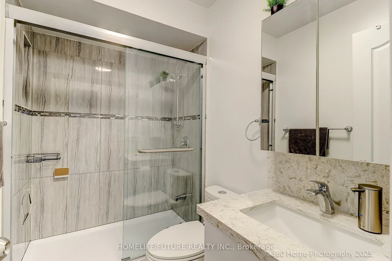 1292, Sherwood Mills, East Credit, Mississauga