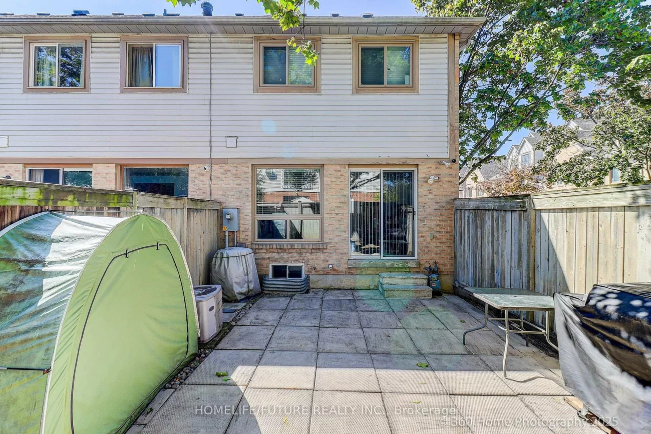 1292, Sherwood Mills, East Credit, Mississauga