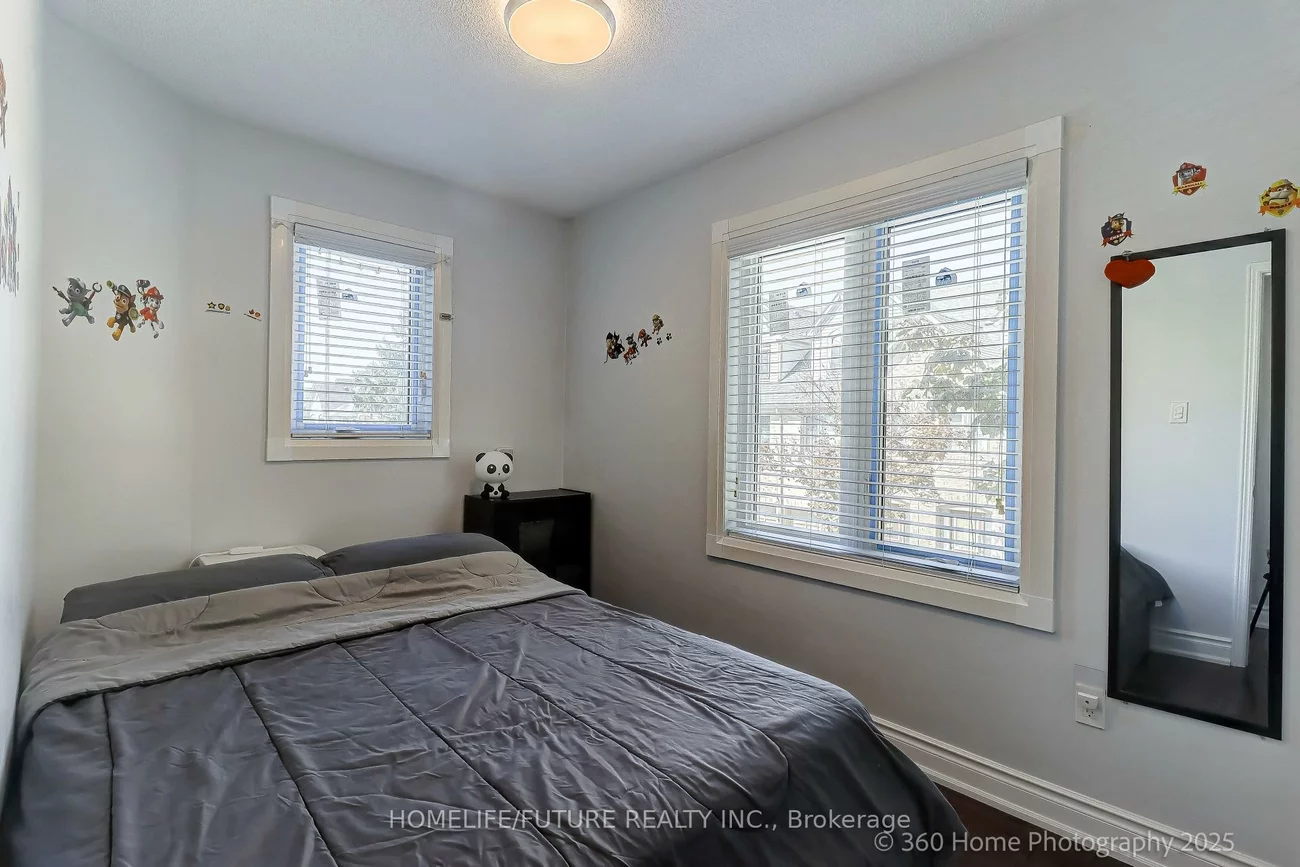 1292, Sherwood Mills, East Credit, Mississauga
